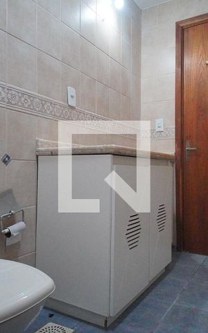 Apartamento para alugar com 94m², 3 quartos e 1 vaga Apartamento para alugar com 94m², 3 quartos e 1 vagaBanheiro