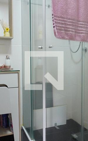 Apartamento à venda com 57m², 2 quartos e 1 vagaBanheiro corredor