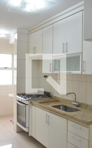Apartamento à venda com 86m², 3 quartos e 2 vagasCozinha