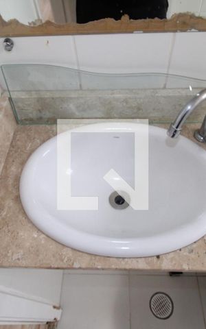 Apartamento para alugar com 55m², 2 quartos e 2 vagasBanheiro 2