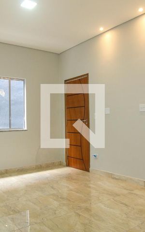 Casa à venda com 270m², 3 quartos e 1 vaga Casa à venda com 270m², 3 quartos e 1 vagaSala