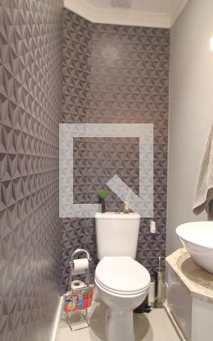 Casa à venda com 116m², 3 quartos e 2 vagasLavabo