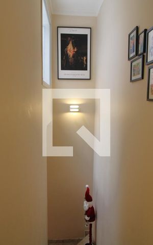 Casa à venda com 116m², 3 quartos e 2 vagasCorredor