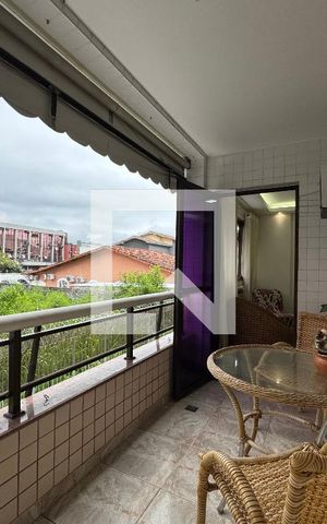Apartamento à venda com 82m², 3 quartos e 1 vaga Apartamento à venda com 82m², 3 quartos e 1 vagaVaranda