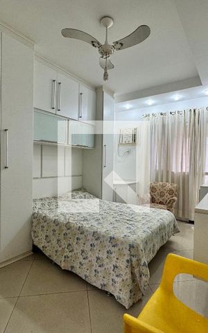 Apartamento à venda com 82m², 3 quartos e 1 vaga Apartamento à venda com 82m², 3 quartos e 1 vagaSuíte