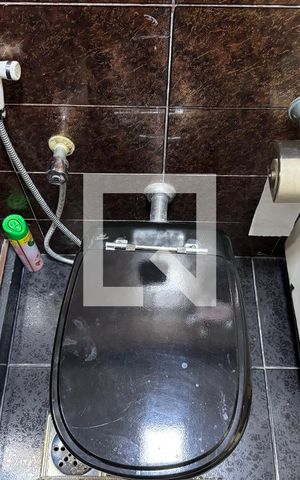 Apartamento à venda com 82m², 3 quartos e 1 vaga Apartamento à venda com 82m², 3 quartos e 1 vagaBanheiro Social