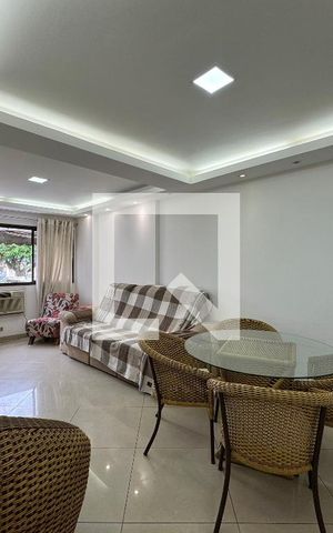 Apartamento à venda com 82m², 3 quartos e 1 vaga Apartamento à venda com 82m², 3 quartos e 1 vagaSala