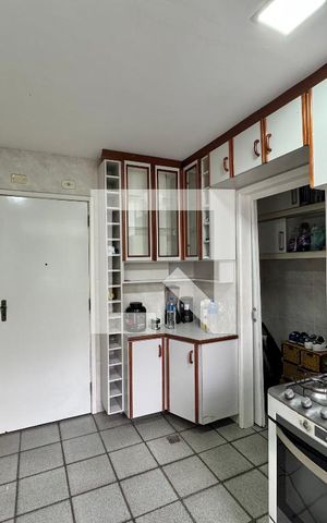 Apartamento à venda com 82m², 3 quartos e 1 vaga Apartamento à venda com 82m², 3 quartos e 1 vagaCozinha e Área de Serviço