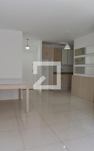 Apartamento para alugar com 80m², 3 quartos e 1 vagaSala