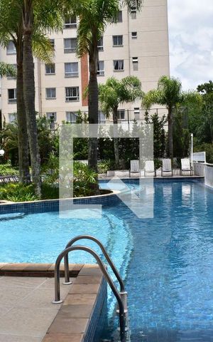 Apartamento para alugar com 80m², 3 quartos e 1 vagaÁrea comum - Piscina