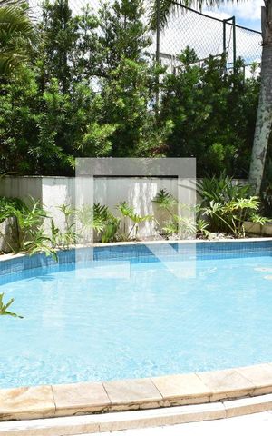 Apartamento para alugar com 80m², 3 quartos e 1 vagaÁrea comum - Piscina