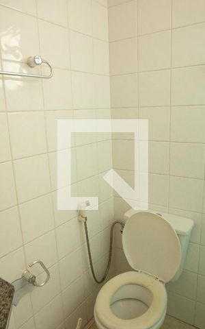 Apartamento para alugar com 47m², 2 quartos e 1 vagaBANHEIRO