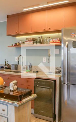 Apartamento para alugar com 80m², 3 quartos e 1 vaga Apartamento para alugar com 80m², 3 quartos e 1 vagaCozinha e Área de Serviço