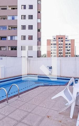 Apartamento para alugar com 80m², 3 quartos e 1 vaga Apartamento para alugar com 80m², 3 quartos e 1 vagaÁrea comum - Piscina