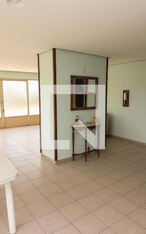 Apartamento à venda com 105m², 2 quartos e 2 vagas Apartamento à venda com 105m², 2 quartos e 2 vagasÁrea comum - Salão de festas