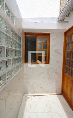 Apartamento à venda com 105m², 2 quartos e 2 vagas Apartamento à venda com 105m², 2 quartos e 2 vagasSacada do Escritório
