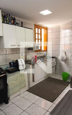 Apartamento à venda com 105m², 2 quartos e 2 vagas Apartamento à venda com 105m², 2 quartos e 2 vagasCozinha