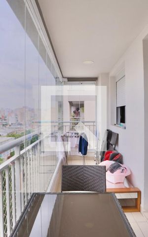 Apartamento à venda com 59m², 2 quartos e 1 vaga Apartamento à venda com 59m², 2 quartos e 1 vagaVaranda