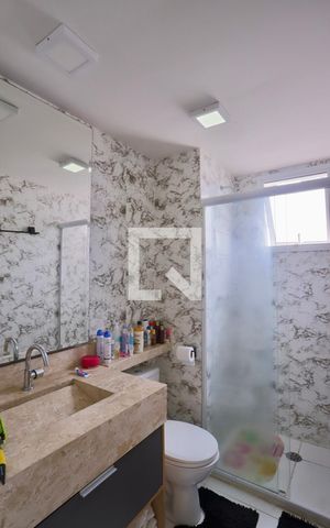 Apartamento à venda com 59m², 2 quartos e 1 vaga Apartamento à venda com 59m², 2 quartos e 1 vagaBanheiro