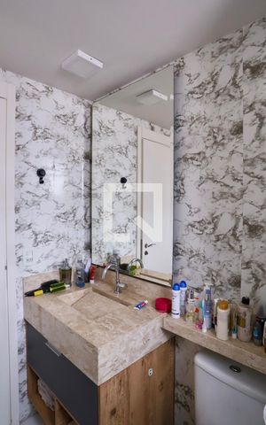 Apartamento à venda com 59m², 2 quartos e 1 vaga Apartamento à venda com 59m², 2 quartos e 1 vagaBanheiro