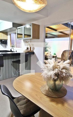 Casa de condomínio para alugar com 82m², 3 quartos e 2 vagasSala de Jantar