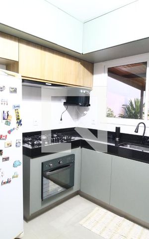 Casa de condomínio para alugar com 82m², 3 quartos e 2 vagasCozinha
