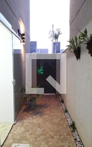 Casa de condomínio para alugar com 82m², 3 quartos e 2 vagasCorredor