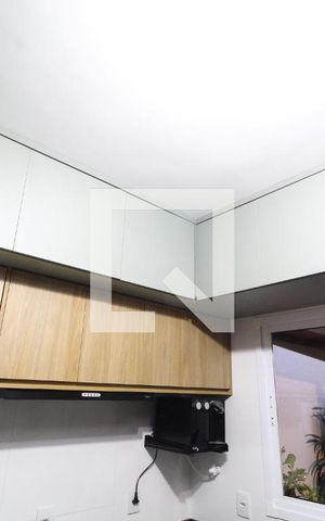 Casa de condomínio para alugar com 82m², 3 quartos e 2 vagasCozinha