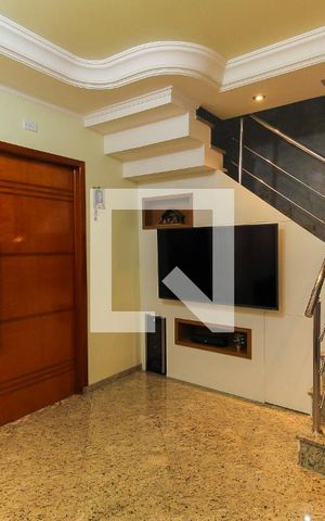 Casa de condomínio à venda com 140m², 3 quartos e 2 vagas Casa de condomínio à venda com 140m², 3 quartos e 2 vagasSala
