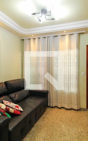 Casa de condomínio à venda com 140m², 3 quartos e 2 vagas Casa de condomínio à venda com 140m², 3 quartos e 2 vagasSala