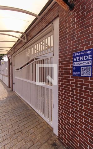 Casa de condomínio à venda com 140m², 3 quartos e 2 vagas Casa de condomínio à venda com 140m², 3 quartos e 2 vagasPlaca