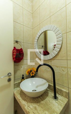 Casa de condomínio à venda com 140m², 3 quartos e 2 vagas Casa de condomínio à venda com 140m², 3 quartos e 2 vagasLavabo