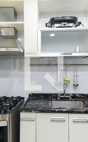 Casa de condomínio à venda com 140m², 3 quartos e 2 vagas Casa de condomínio à venda com 140m², 3 quartos e 2 vagasCozinha