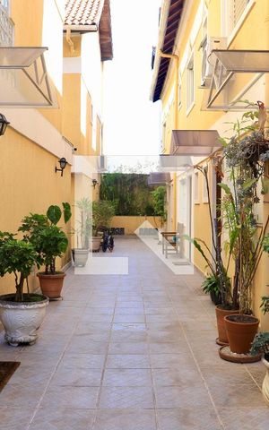 Casa de condomínio à venda com 150m², 2 quartos e 3 vagas Casa de condomínio à venda com 150m², 2 quartos e 3 vagasÁrea comum