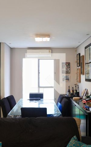 Casa de condomínio à venda com 150m², 2 quartos e 3 vagas Casa de condomínio à venda com 150m², 2 quartos e 3 vagasSala