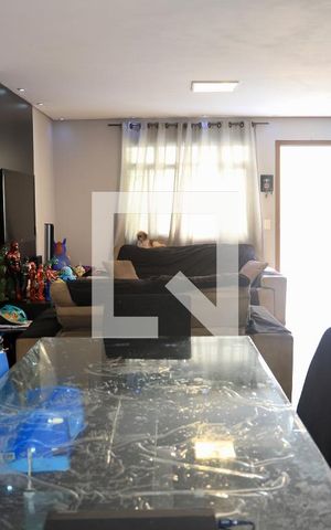Casa de condomínio à venda com 150m², 2 quartos e 3 vagas Casa de condomínio à venda com 150m², 2 quartos e 3 vagasSala