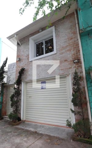 Casa à venda com 139m², 2 quartos e 1 vagaFachada