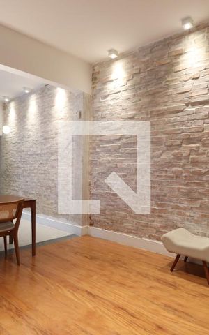 Casa à venda com 139m², 2 quartos e 1 vagaSala