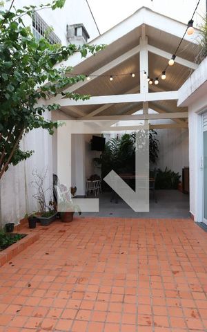 Casa à venda com 139m², 2 quartos e 1 vagaQuintal