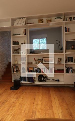 Casa à venda com 139m², 2 quartos e 1 vagaSala