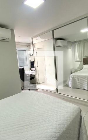 Casa à venda com 158m², 3 quartos e 1 vaga