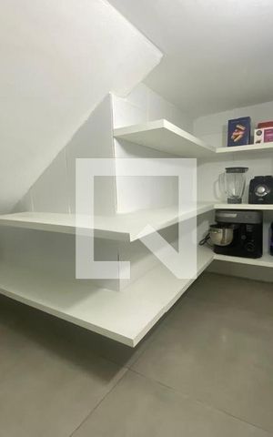 Casa à venda com 158m², 3 quartos e 1 vaga