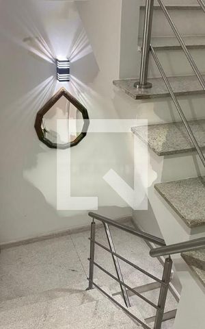 Casa à venda com 158m², 3 quartos e 1 vaga
