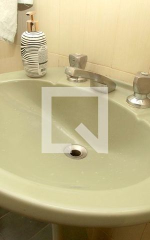 Apartamento à venda com 159m², 3 quartos e 1 vagaBanheiro 2