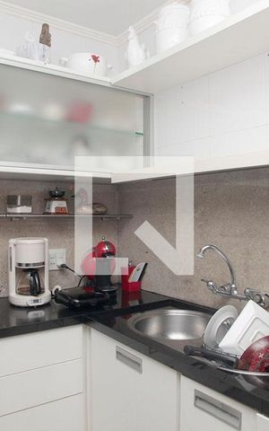 Apartamento à venda com 159m², 3 quartos e 1 vagaCozinha + Área de Serviço