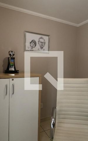 Casa à venda com 250m², 3 quartos e 4 vagasEscritório