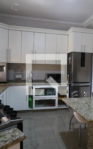 Casa à venda com 250m², 3 quartos e 4 vagasCozinha