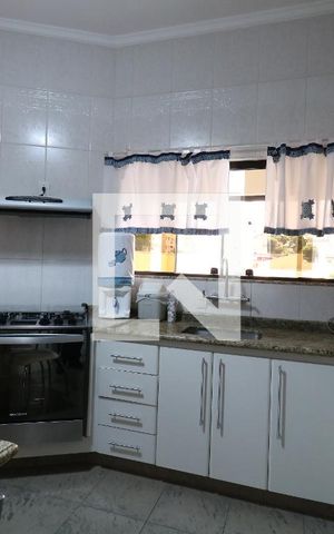 Casa à venda com 250m², 3 quartos e 4 vagasCozinha