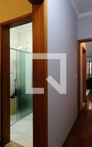 Casa à venda com 250m², 3 quartos e 4 vagasCorredor