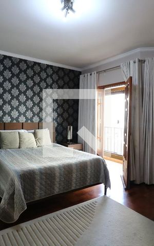 Casa à venda com 250m², 3 quartos e 4 vagasSuíte 3